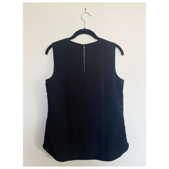 H&M Sleeveless Floral Top | Size 8 - Picture 3 of 4